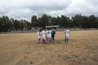 Milas'ta Minikler Saha Mağduru Oldu