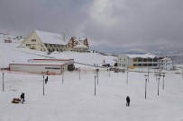Yıldız Dağı'nda Kar Kalınlığı 95 Santime Ulaştı