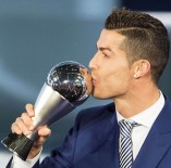 LUKA MODRIC - Yılın En İyi Futbolcusu Cristiano Ronaldo