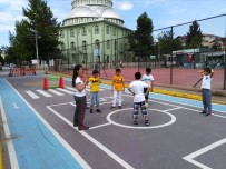 SEKSEK - Çocuk Sokağı'na İlgi Büyük