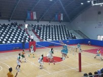 Haliliye Voleybol Takımı, Sezona Galibiyetle Başladı