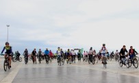 TÜRKIYE BISIKLET FEDERASYONU - 'Kalp' İçin Pedalladılar