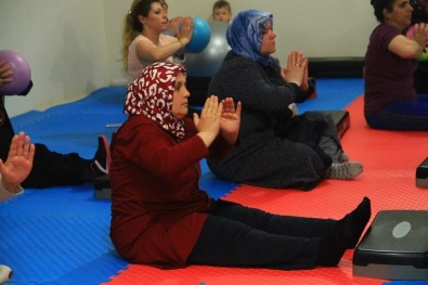 Kocaeli'de 20 Bin 500 Kadın Spor Yapıyor