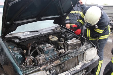 LPG'li Araçtan Çıkan Dumanlar İtfaiyeyi Harekete Geçirdi