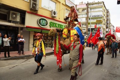 Yörükler Geleneklerini Sokakta Yaşattı