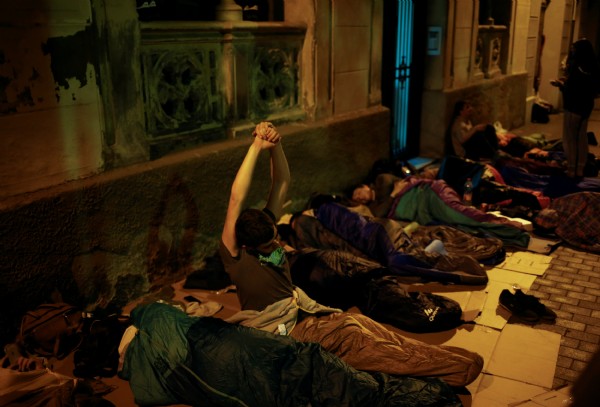 İspanya'dan Katalonya'ya 10 bin takviye güvenlik gücü