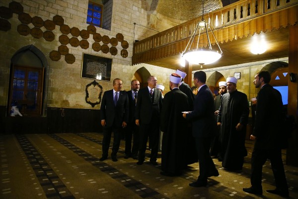 Erdoğan'dan Sırbistan'da Kur'an tilaveti