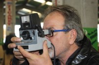 AHMET YAMAN - Antika Eşyaları Pazarda Satıyor