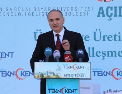Bakan Özlü Açıklaması 'Türkiye Sanayi Devrimi Vize Gerektirmez'