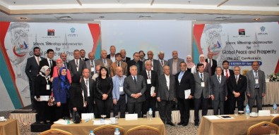 Konya'da İslam Dünyası Bilim Akademisyenleri Konferansı Sona Erdi