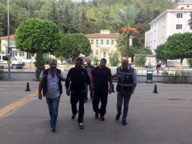 Polisin Takibi Azılı Hırsızları Yakalattı