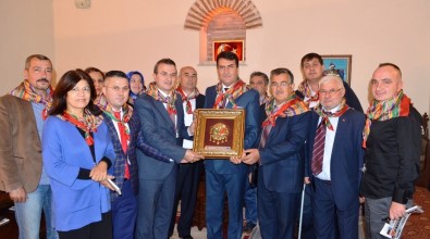 Yörük Türkmenlerden Dündar'a Ziyaret
