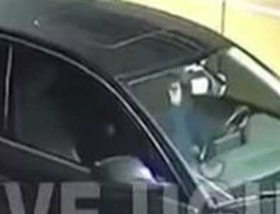 Erhan Çelik’in Gülben Ergen’in evine gittiği anlar ortaya çıktı!