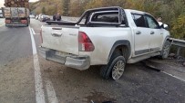 AKÇAKESE - İki Otomobil Çarpıştı Açıklaması 2 Ölü, 1 Yaralı
