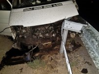 TEKMEN - Öğrencileri Taşıyan Minibüs Kaza Yaptı Açıklaması 7 Yaralı
