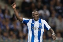 VINCENT ABOUBAKAR - Porto, Aboubakar'ın sözleşmesini uzattı