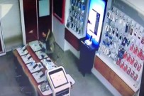 22 Saniyede 30 Bin TL'lik Telefon Çaldı