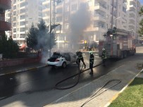 Batman'da Seyir Halindeki Araç Alev Aldı