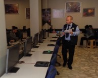 BAYRAMPAŞA BELEDİYESİ - Bayrampaşa'da Zabıtadan İnternet Kafelere Sıkı Denetim