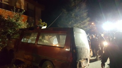 Isparta'da Trafik Kazası Açıklaması 2 Yaralı