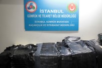 TİMSAH DERİSİ - (ÖZEL HABER) Atatürk Havalimanı'da Yılan Ve Timsah Derisi Yakalandı