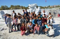 Roman Çocuklar Heykeltıraşlarla Buluştu