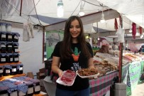 Üniversite Öğrencilerinden Organik Pazar