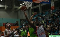 Tahincioğlu Basketbol Süper Ligi Açıklaması Muratbey Uşak Açıklaması 73 - Tofaş Açıklaması 86