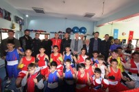 METE MEMİŞ - Bayburt Belediyesi Tuğra Boks Spor Kulübü'nde Dostluk Maçı