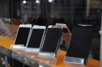 Cep Telefonu Dolandırıcılarına Dikkat