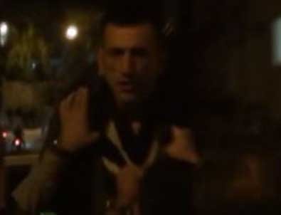 Firari hükümlü, girdiği evdeki aileyi tabancayla rehin aldı