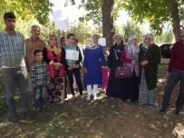 Paralarını Alamadıklarını İddia Eden İşçilerden Eylem