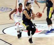 Tahincioğlu Basketbol Süper Ligi Açıklaması Anadolu Efes Açıklaması 84 - Fenerbahçe Doğuş Açıklaması 80