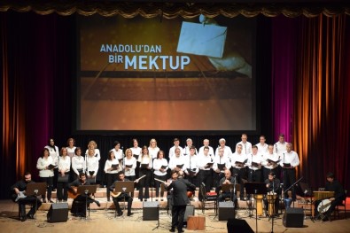 'Anadolu'dan Bir Mektup' Adlı Türk Halk Müziği Konseri Dinleyicilerle Buluştu