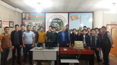 Azerbaycan'lı Öğrencilerden Asimder'e Ziyaret