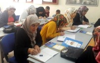 Ergani'de Okuma-Yazma Bilmeyen 3 Bin Kişiye Kurs