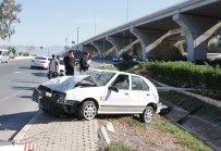 İzmir'de Trafik Kazası Açıklaması 1 Yaralı Haberi