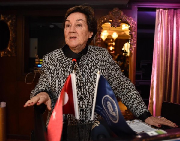 ÇYDD HDP için Atatürk'ü sildi!