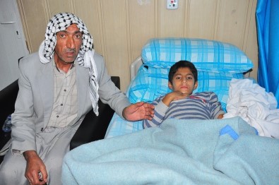 Baba Oğul, Suriye'den Gelen Mermilerle Yaralandı