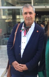 'Çakal Carlos' Büstü Davalık Oldu