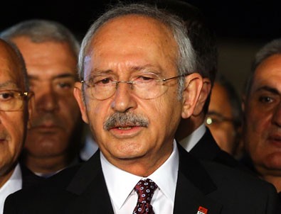CHP Lideri Kılıçdaroğlu, Deniz Baykal'ı ziyaret etti