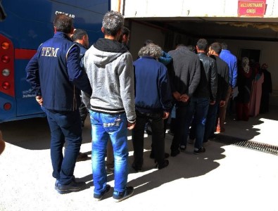 Elazığ'daki FETÖ Operasyonunda 6 Şüpheli Tutuklandı