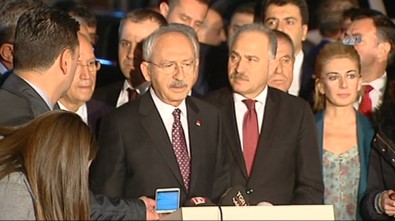 Kemal Kılıçdaroğlu, Deniz Baykal'ı Ziyaret Etti