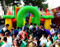 BARIŞ MANÇO - Maltepeli Çocukların Cumhuriyet Coşkusu