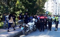 İSTİKLAL CADDESİ - Yunus Ekibi Trafik Kazası Geçirdi Açıklaması 1 Polis Yaralı