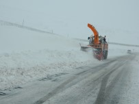 Ardahan-Posof Karayolunda Kar Ve Tipi Açıklaması Onlarca Tır Mahsur Kaldı