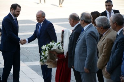 Bakan Albayrak Eskişehir Valiliği Ve AK Parti İl Başkanlığı'nı Ziyaret Etti