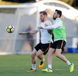 METİN OKTAY - Galatasaray, Fenerbahçe Derbisi Hazırlıklarını Sürdürdü