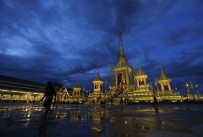 BHUMIBOL ADULYADEJ - Tayland Kralının Yakılacağı Saray Tamamlandı