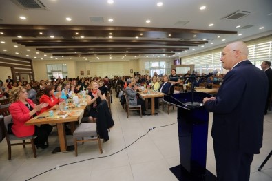 Türkiye'nin Kadın Muhtarları Yenimahalle'de Buluştu